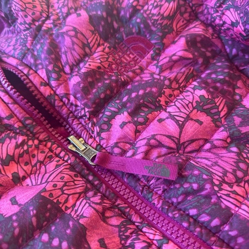 The North Face Girls Pink and Purple Reversible Jacket 14/16